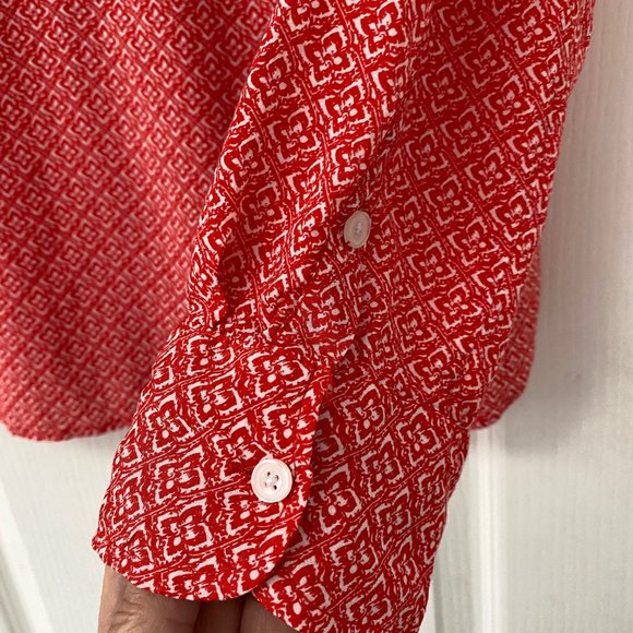 Dalia Collection - Fitted Half Button Longsleeve Print Pattern Blouse - Picture 5 of 9